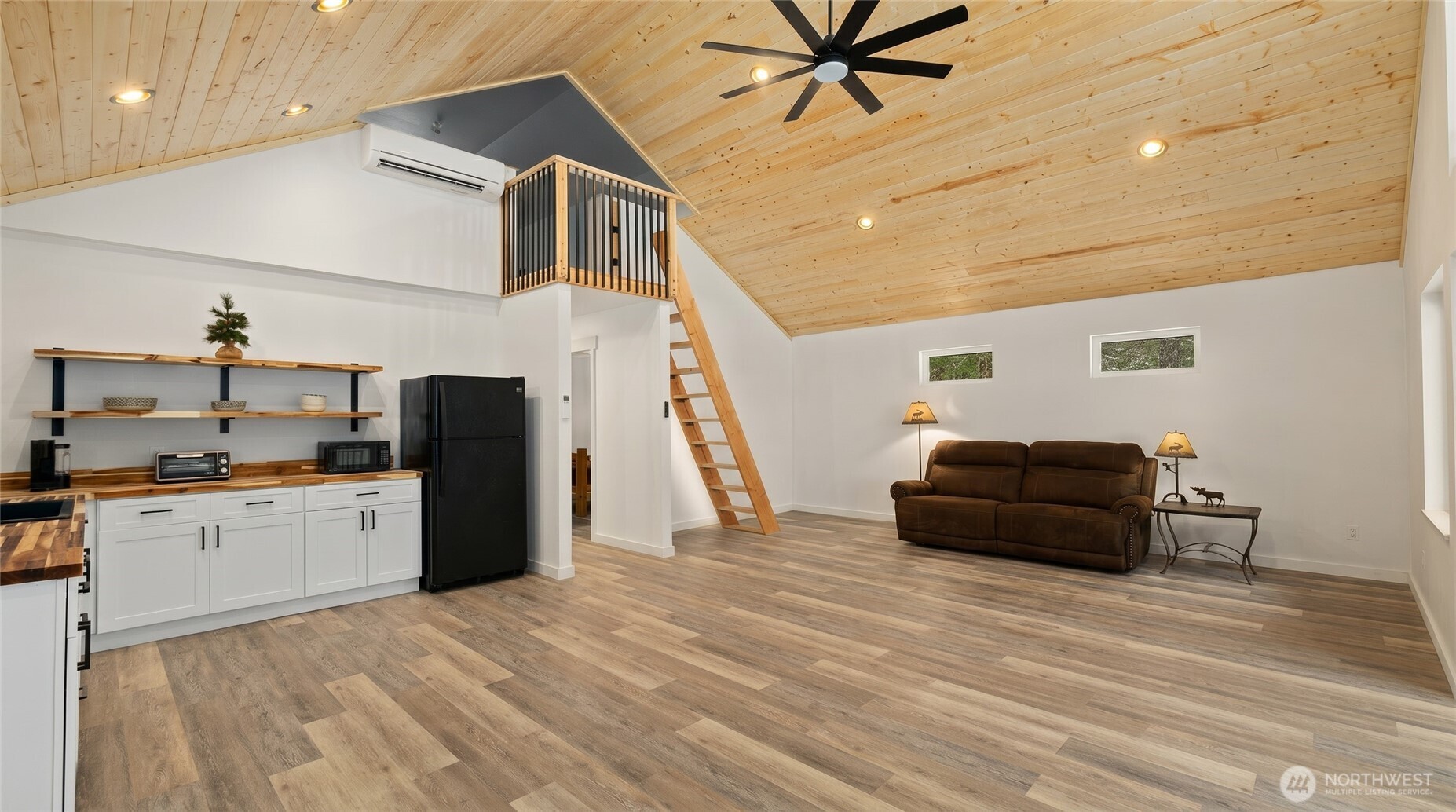 350 Redwood Lane Ronald WA 98940
