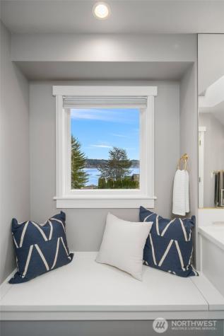 17120 SE 29th Place Bellevue WA 98008