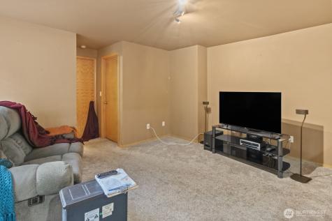 7101 97th Street Court E Puyallup WA 98373
