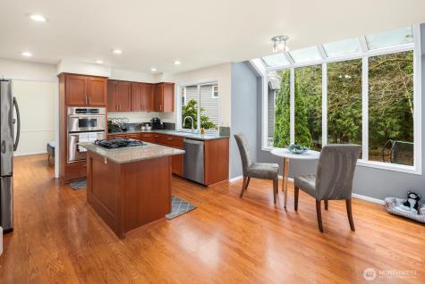 14916 NE 76th Court Redmond WA 98052