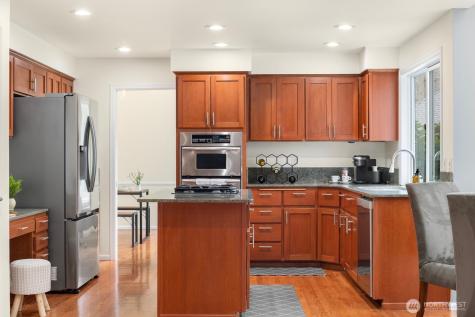 14916 NE 76th Court Redmond WA 98052