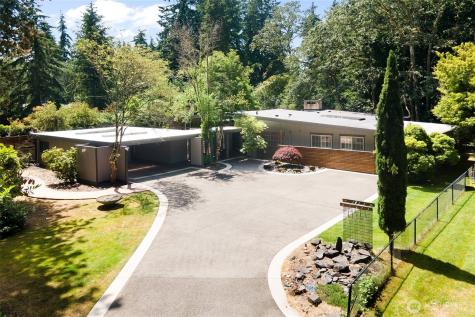 11508 Clovercrest Lakewood WA 98499