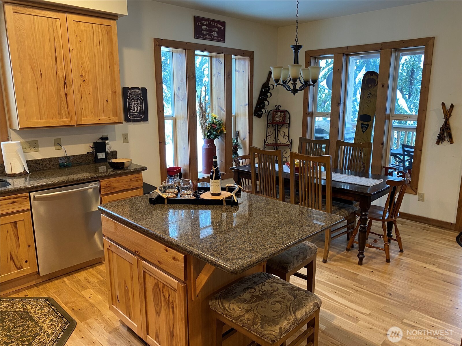 141 Kearny Drive Snoqualmie Pass WA 98068