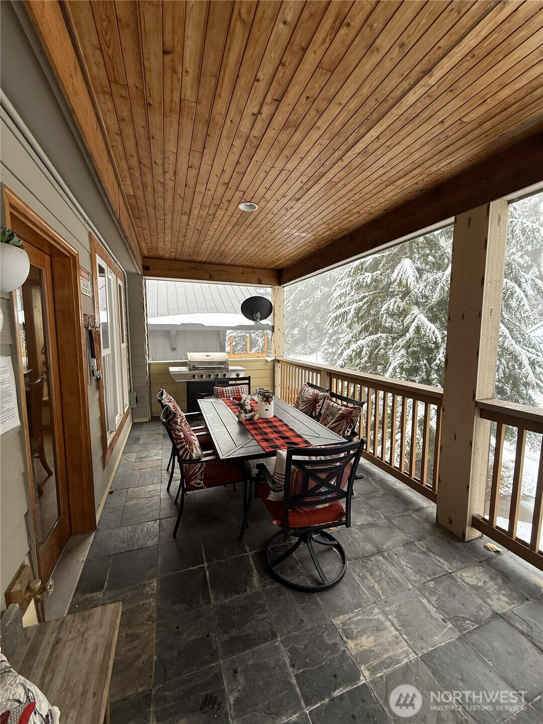 141 Kearny Drive Snoqualmie Pass WA 98068
