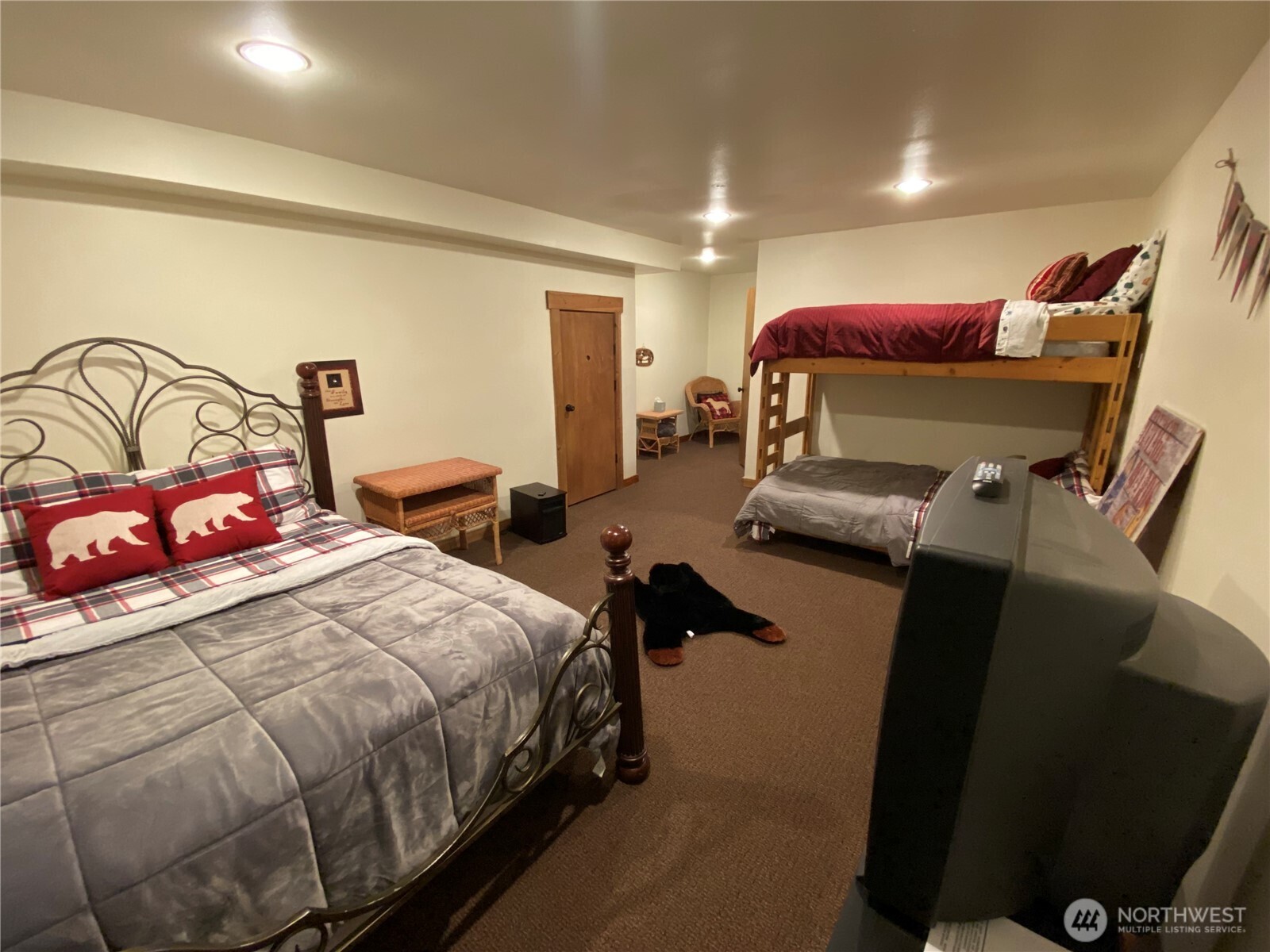 141 Kearny Drive Snoqualmie Pass WA 98068