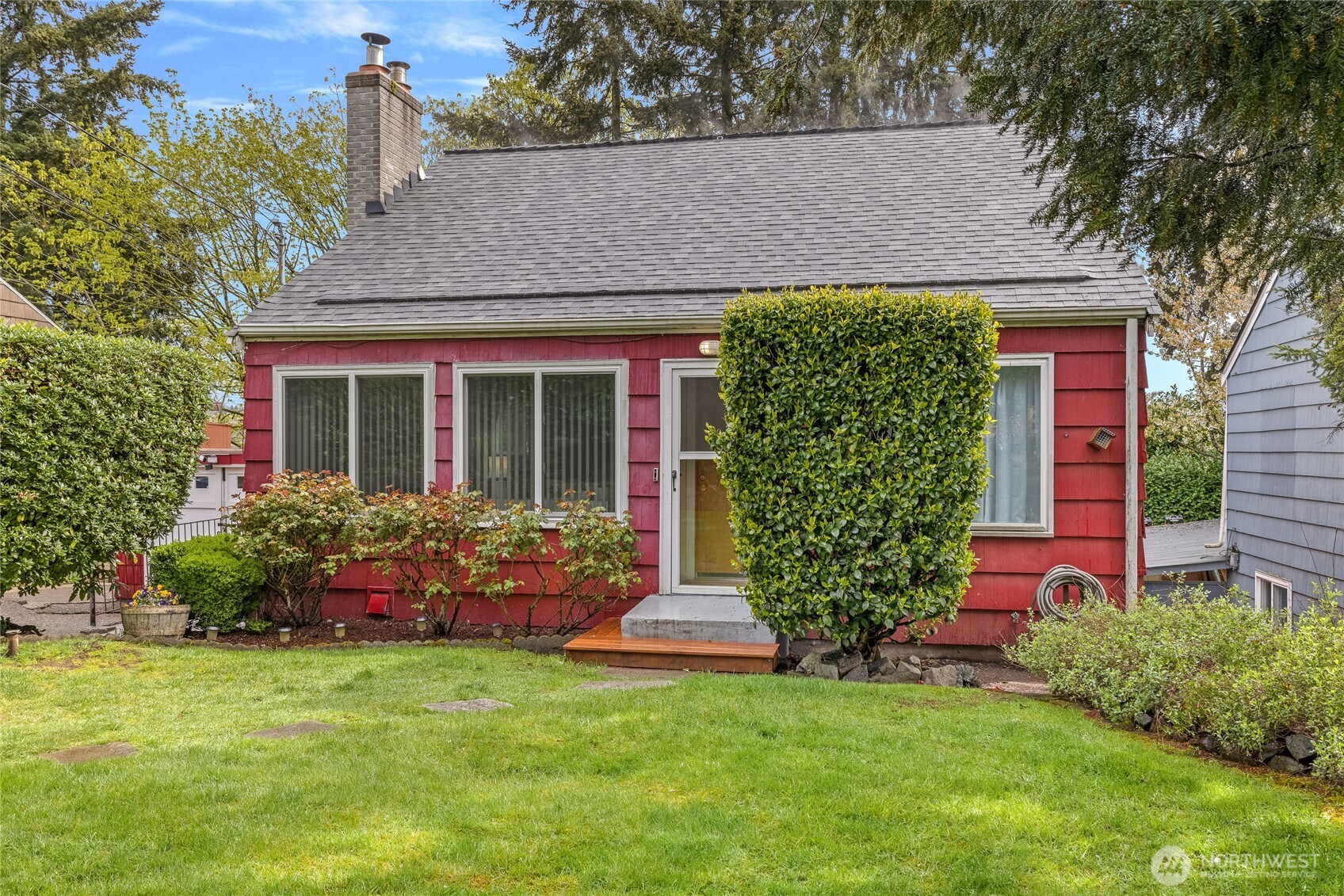 10850 26th Avenue S Seattle WA 98168
