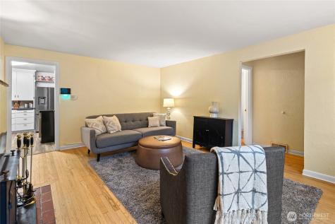 10850 26th Avenue S Seattle WA 98168