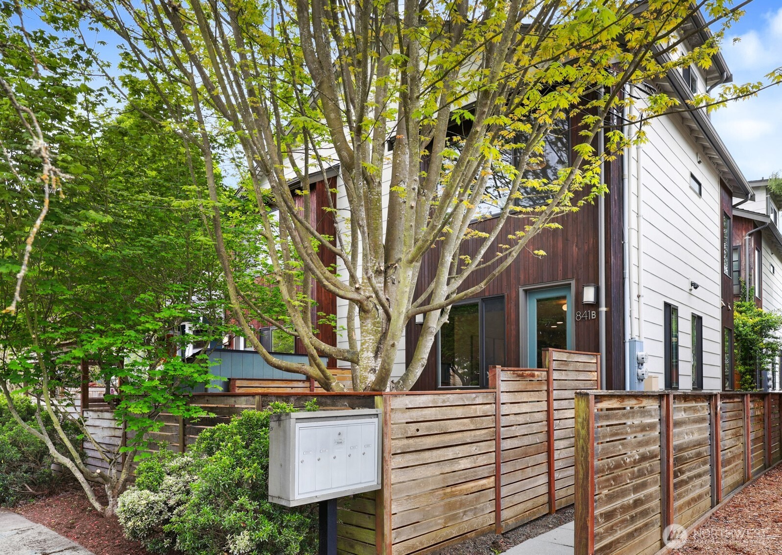841 NW 63rd Street Seattle WA 98107