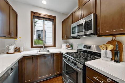 841 NW 63rd Street Seattle WA 98107