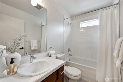 841 NW 63rd Street Seattle WA 98107