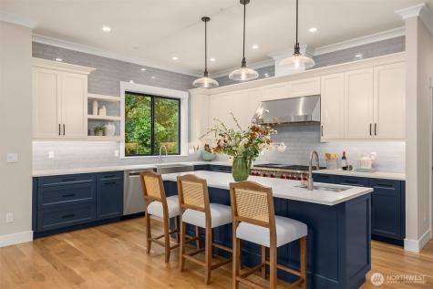 4740 Rose Avenue NE Bainbridge Island WA 98110