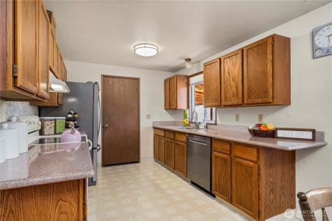 16019 7th Avenue Court E Tacoma WA 98445
