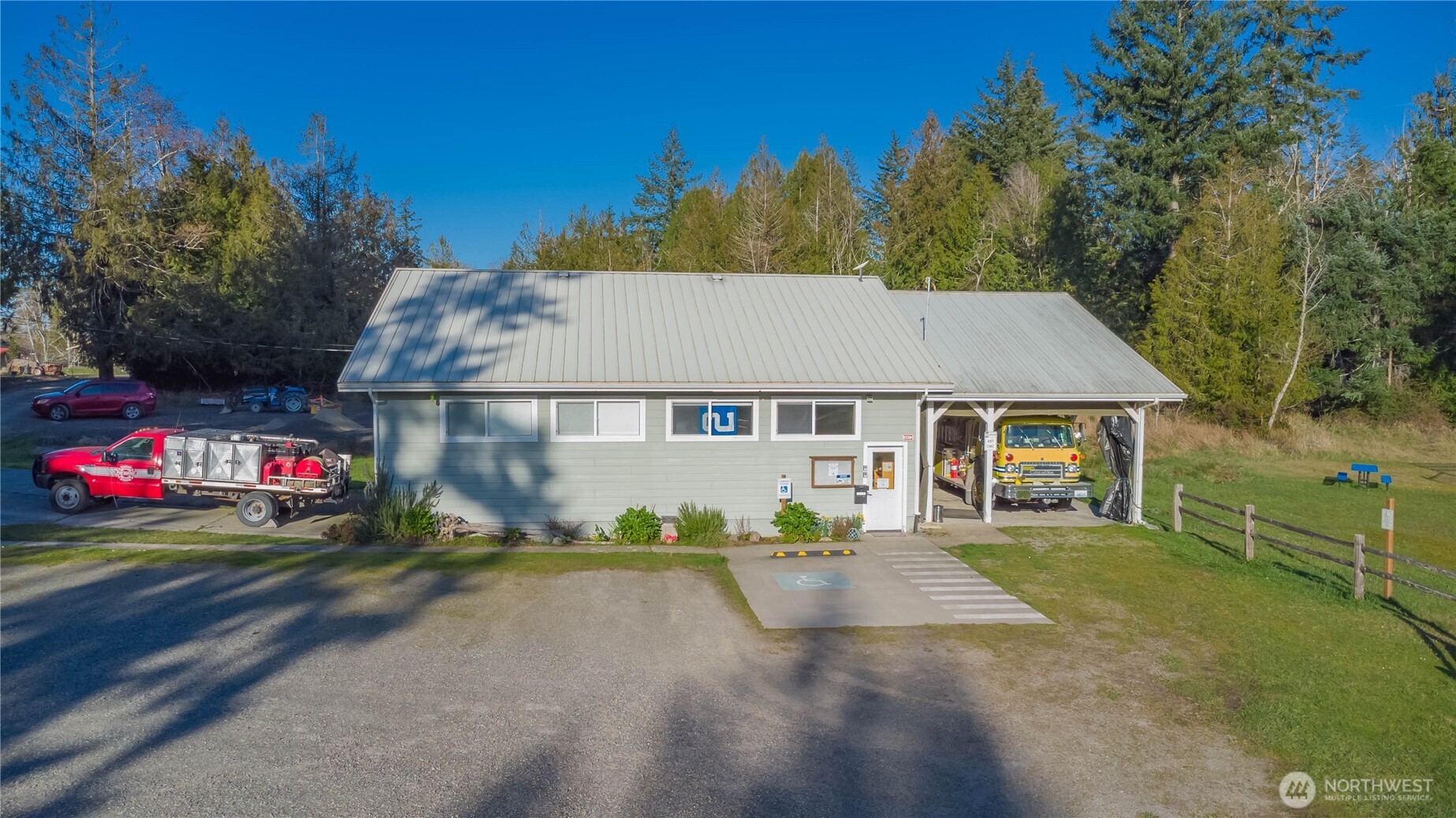 826 E Herron Blvd NW Lakebay WA 98349