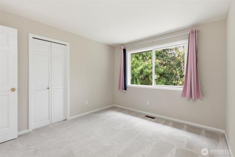 22226 NE 19th Street Sammamish WA 98074