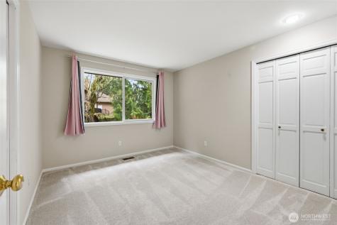 22226 NE 19th Street Sammamish WA 98074