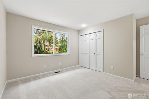 22226 NE 19th Street Sammamish WA 98074