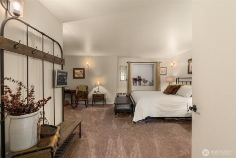 810 Briarwood Drive East Wenatchee WA 98802