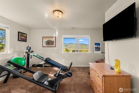 810 Briarwood Drive East Wenatchee WA 98802