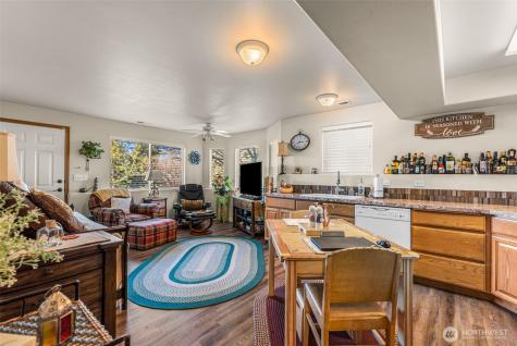 810 Briarwood Drive East Wenatchee WA 98802