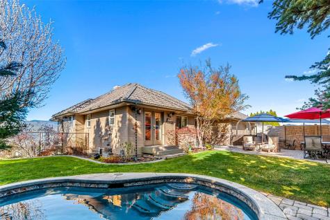 810 Briarwood Drive East Wenatchee WA 98802