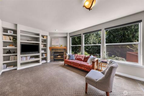 810 S Hills Drive Bellingham WA 98229