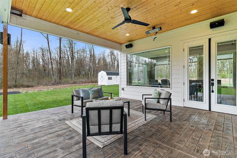 23670 SE 448th Street Enumclaw WA 98022