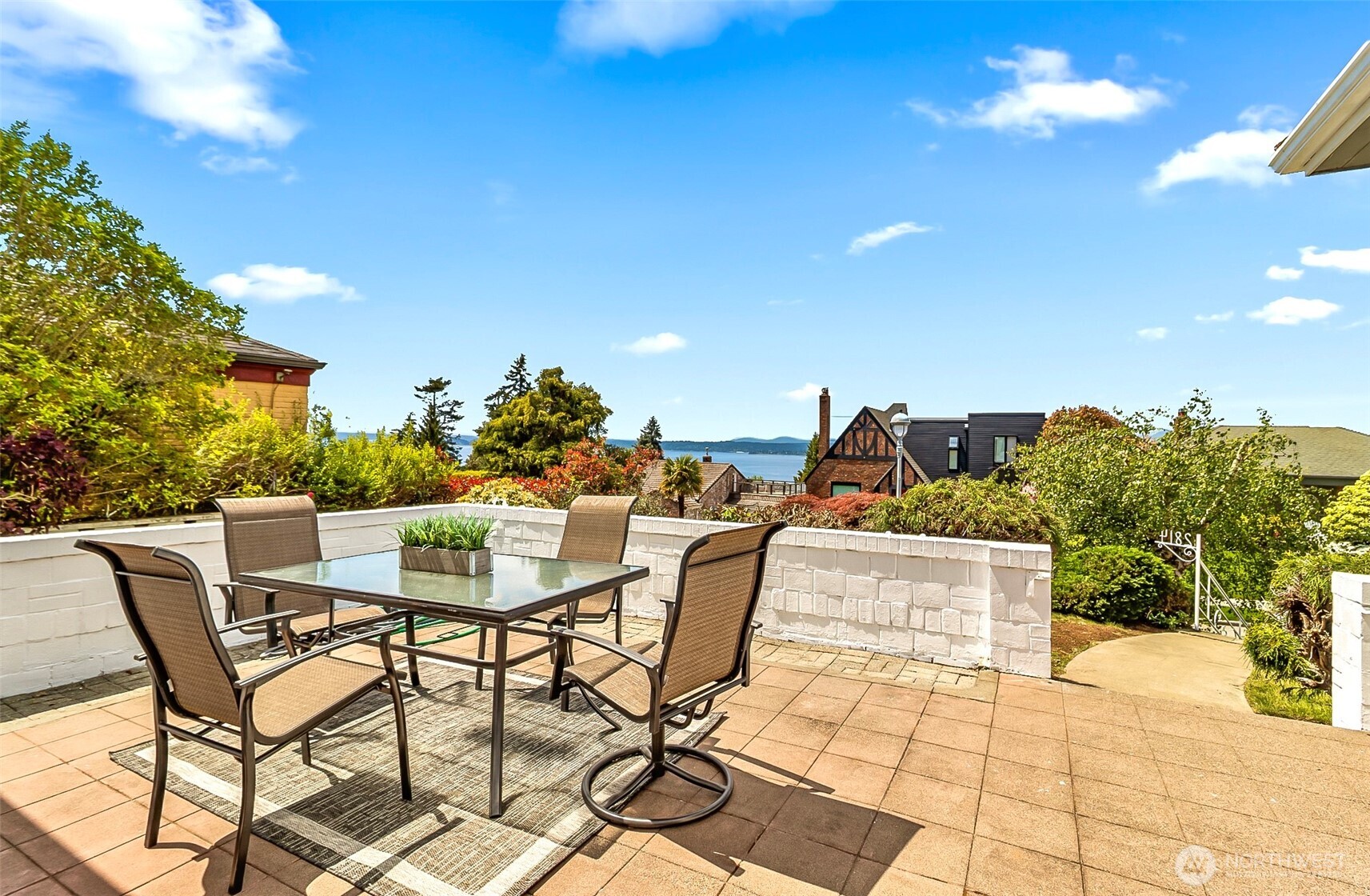 2814 42nd Avenue W Seattle WA 98199