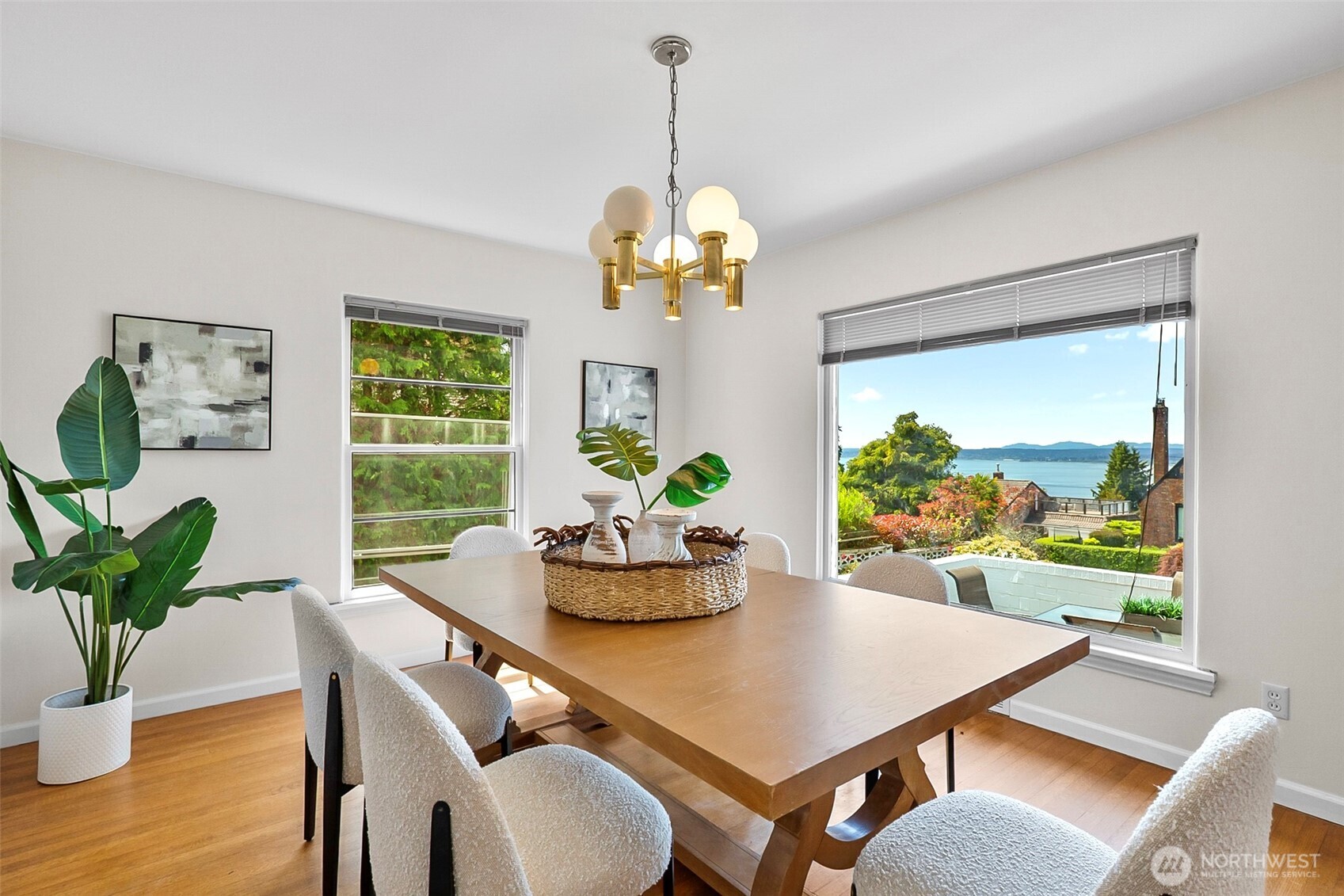 2814 42nd Avenue W Seattle WA 98199