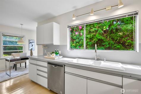 2814 42nd Avenue W Seattle WA 98199