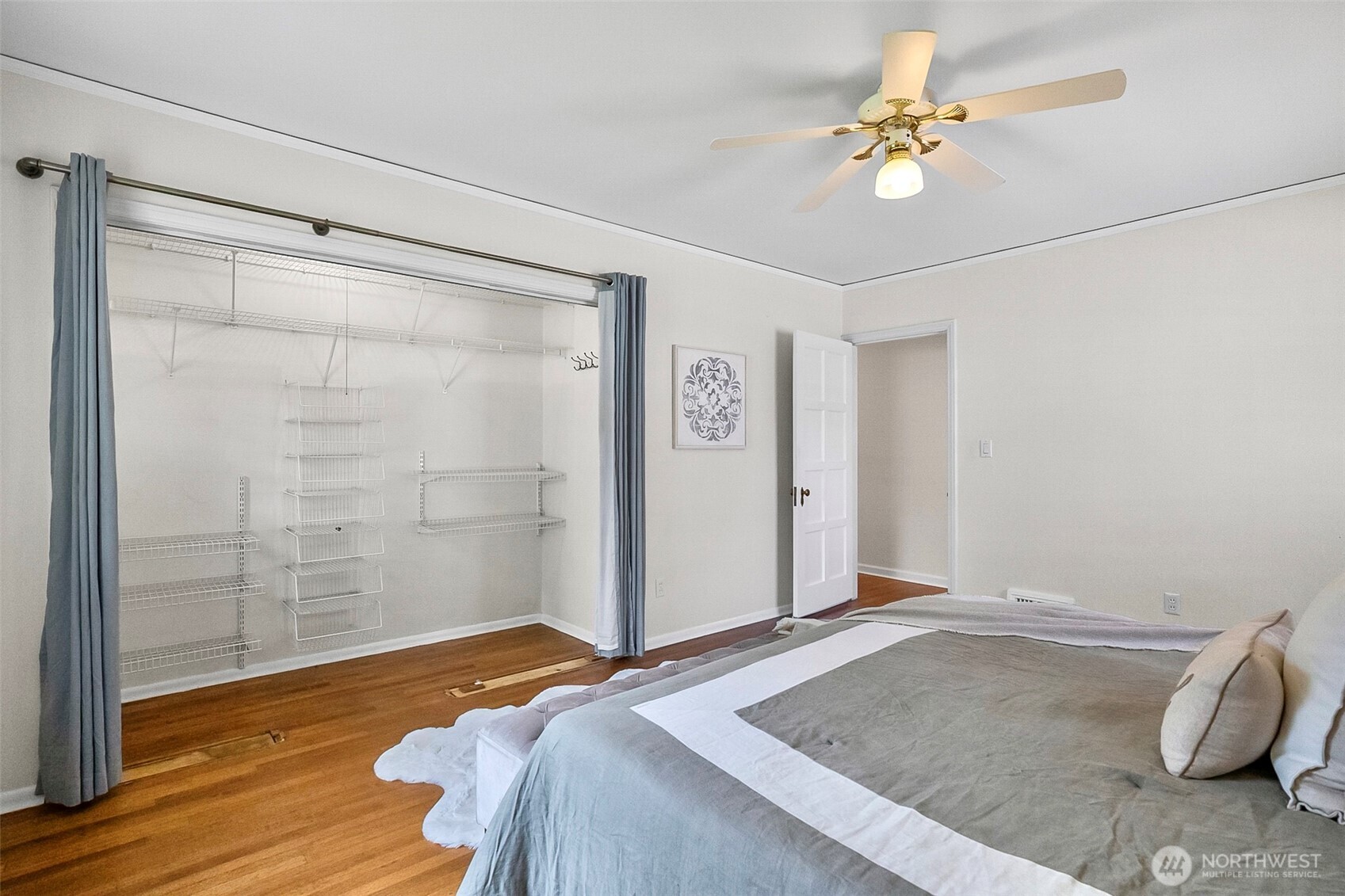 2814 42nd Avenue W Seattle WA 98199
