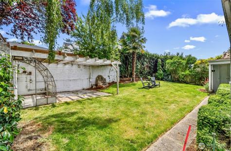 2814 42nd Avenue W Seattle WA 98199