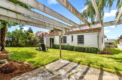2814 42nd Avenue W Seattle WA 98199