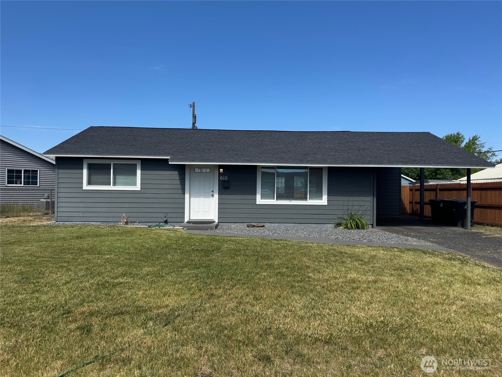 610 S Grand Drive Moses Lake WA 98837