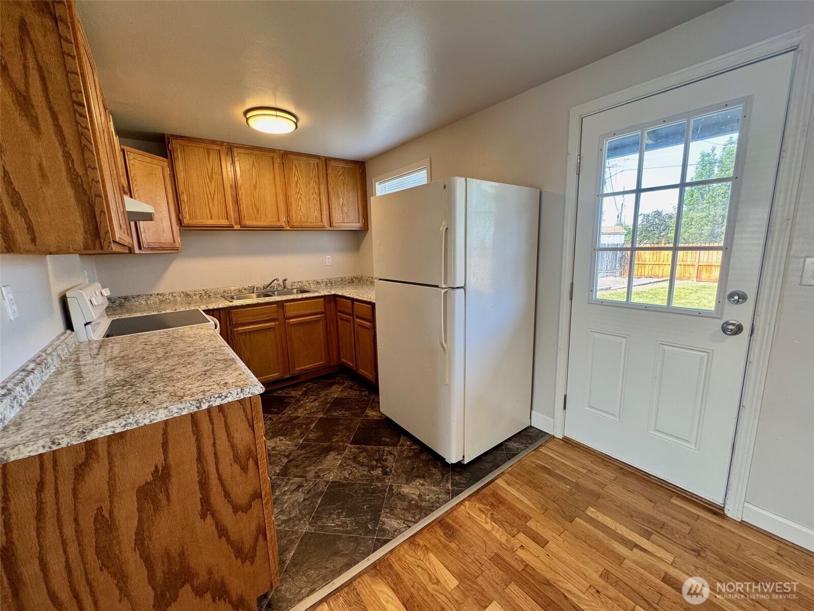 610 S Grand Drive Moses Lake WA 98837
