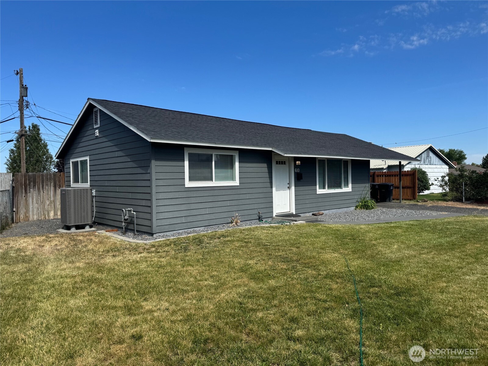 610 S Grand Drive Moses Lake WA 98837