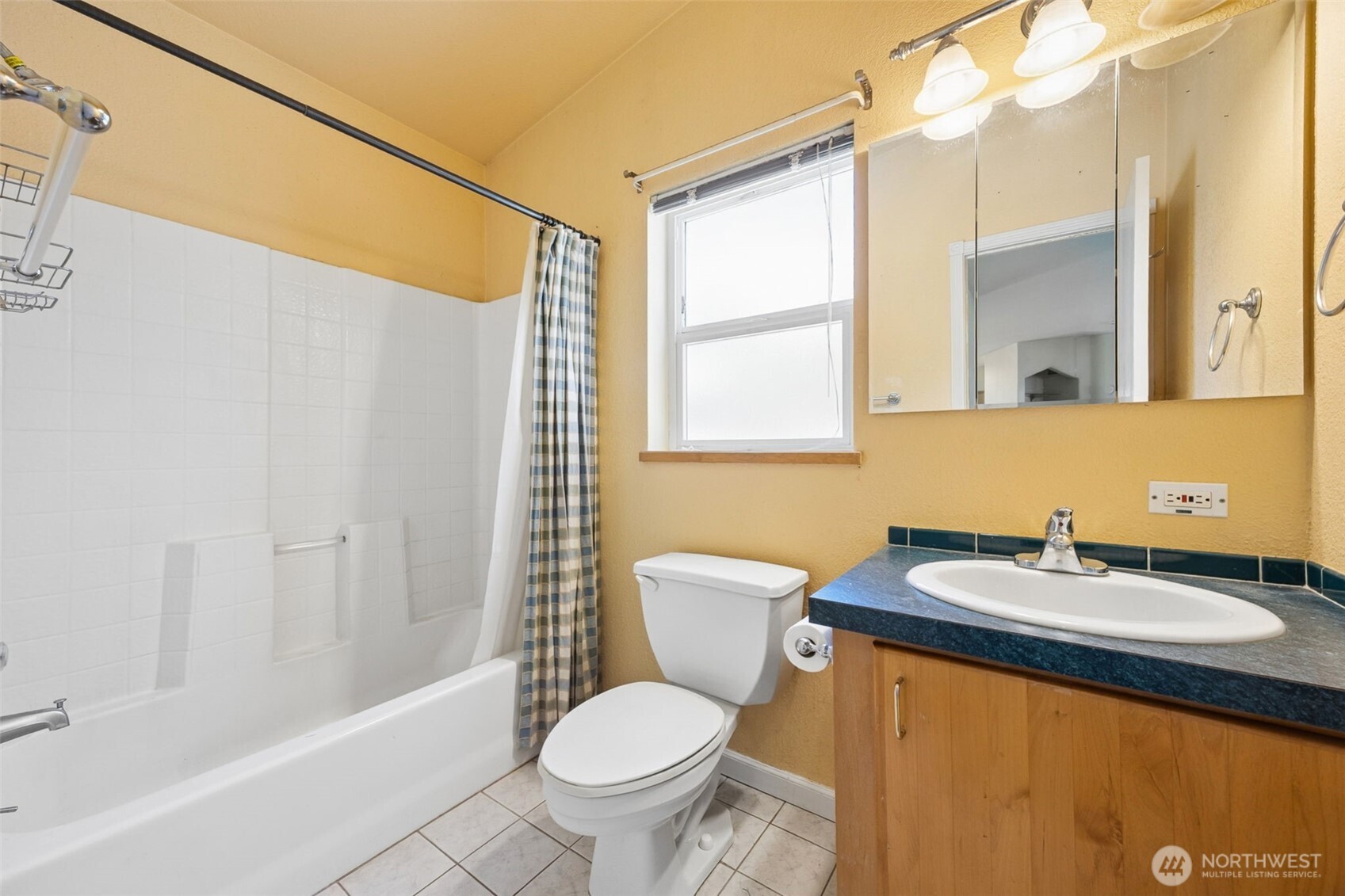 2203 151st Street E Tacoma WA 98445