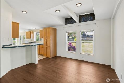 2203 151st Street E Tacoma WA 98445