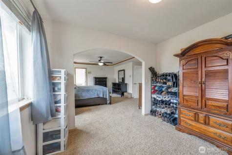 13811 176th Street E Puyallup WA 98374