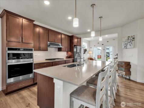 5044 87th Avenue NE Marysville WA 98270