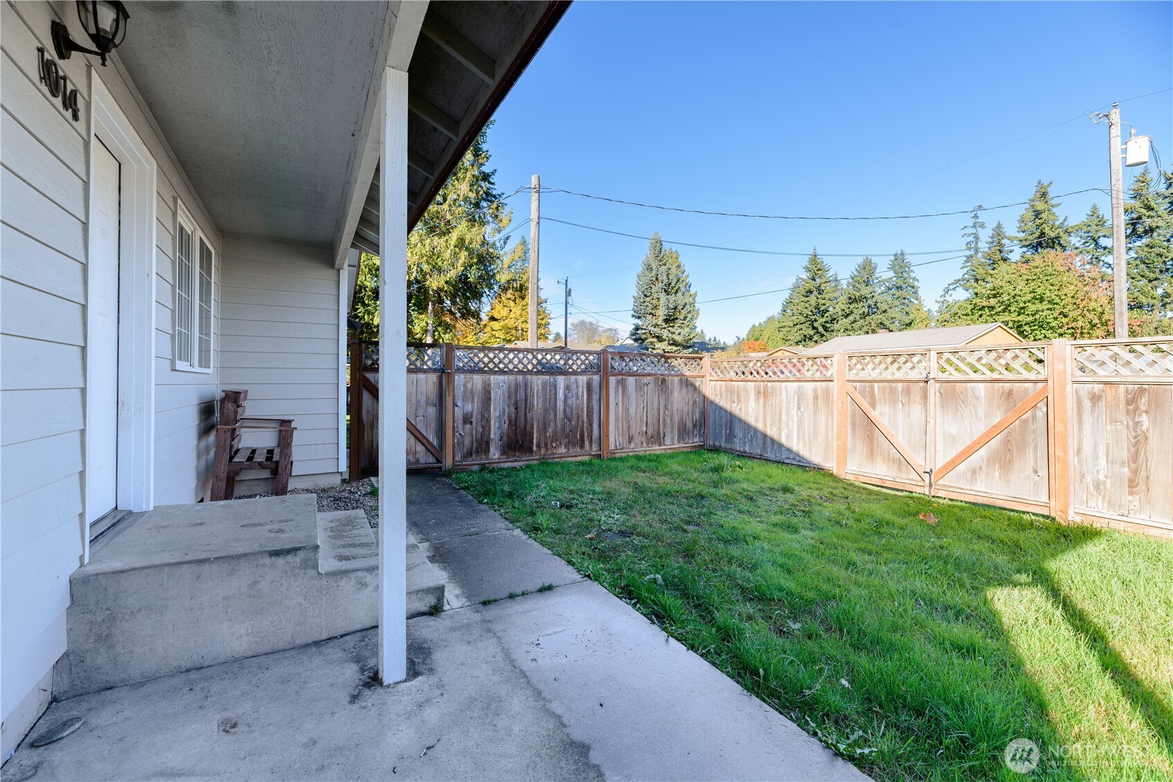 1014 W Spruce Street Port Angeles WA 98363