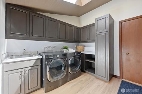 9418 Odin Way Bothell WA 98011