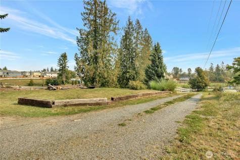 8624 E Sunnyside School Road Marysville WA 98270