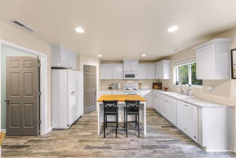 22448 Bridgewater Road Sedro Woolley WA 98284