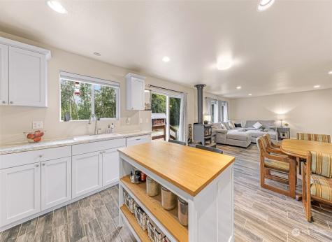 22448 Bridgewater Road Sedro Woolley WA 98284
