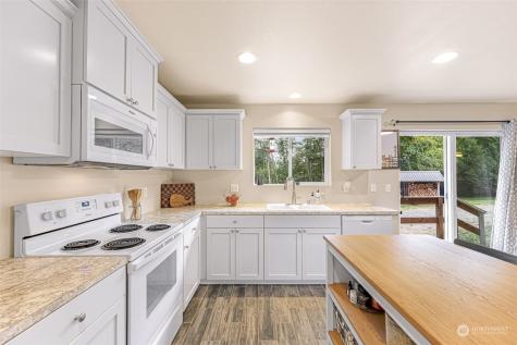 22448 Bridgewater Road Sedro Woolley WA 98284