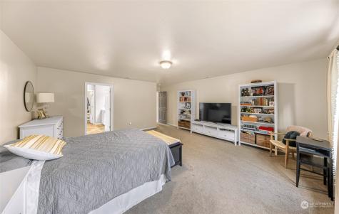 22448 Bridgewater Road Sedro Woolley WA 98284