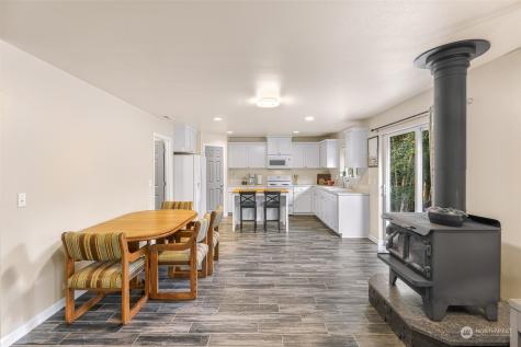 22448 Bridgewater Road Sedro Woolley WA 98284