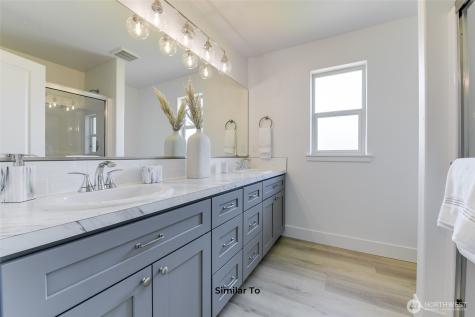 308 N Sandy Loop Moses Lake WA 98837