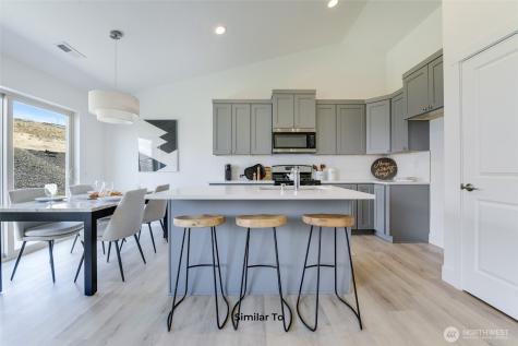 308 N Sandy Loop Moses Lake WA 98837