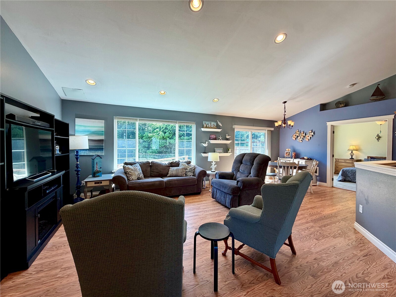415 Quinault Avenue SE Ocean Shores WA 98569